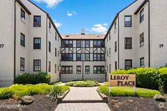 Building Photo - 17-19 Leroy Pl
