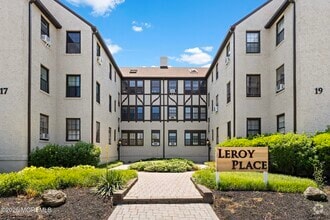 Building Photo - 17-19 Leroy Pl
