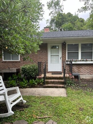 Building Photo - 2074 Seabrook Ave
