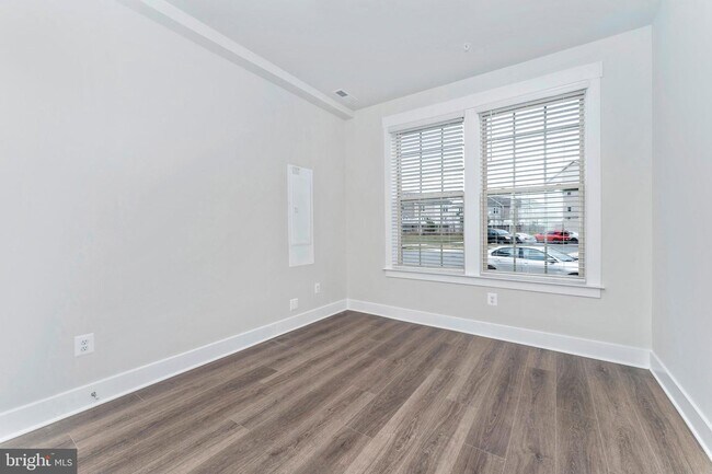 Building Photo - 2911 Osprey Way