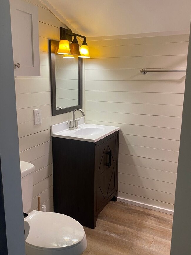 Foto del edificio - 3 Bed 1.5 Bath Cozy Country Home! - Muscle Shoals, AL