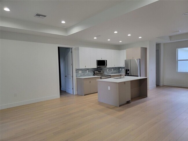 Building Photo - 4586 Maurbach Terrace