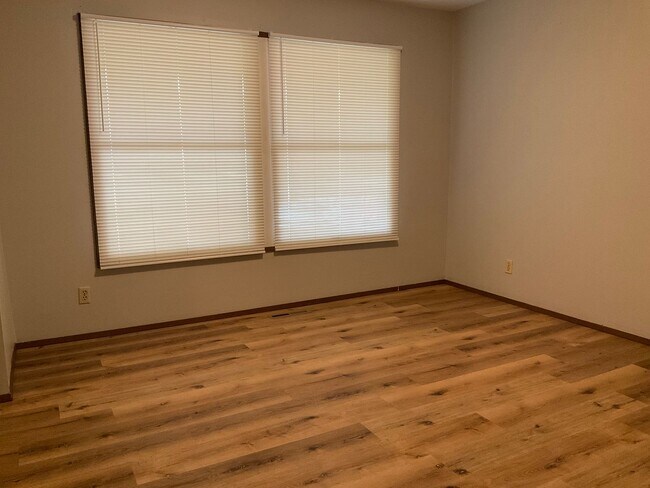 Foto del edificio - 404 Harpers Ferry Rd