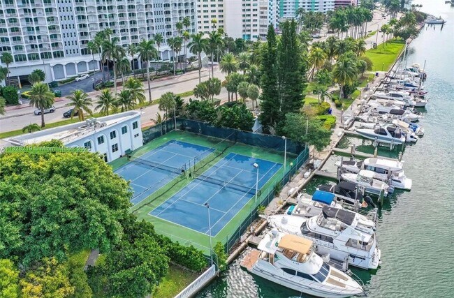 Building Photo - 5401 Collins Ave