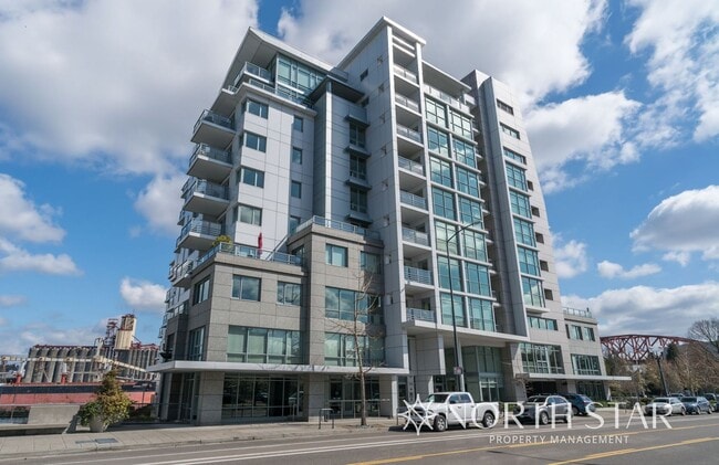 Pearl District Living on the Willamette River - Pearl District Living on the Willamette River Apartment