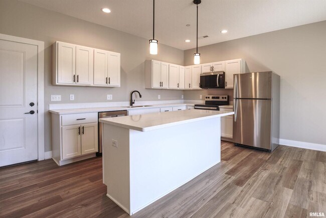 Foto del edificio - 1006 S 4th St