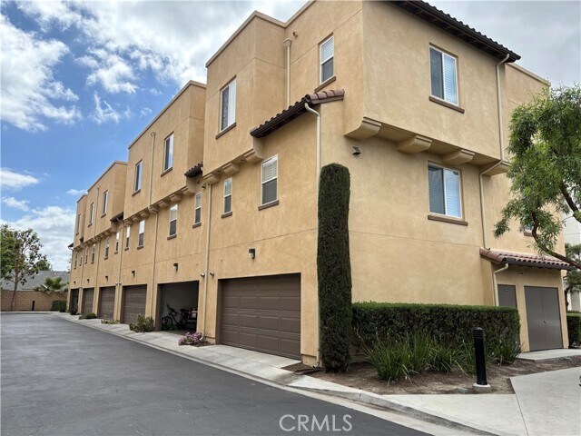 Foto del edificio - 2651 Lincoln Ave