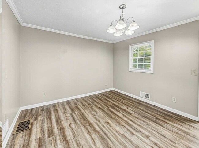 Foto del edificio - 4412 Bryant Dr SW