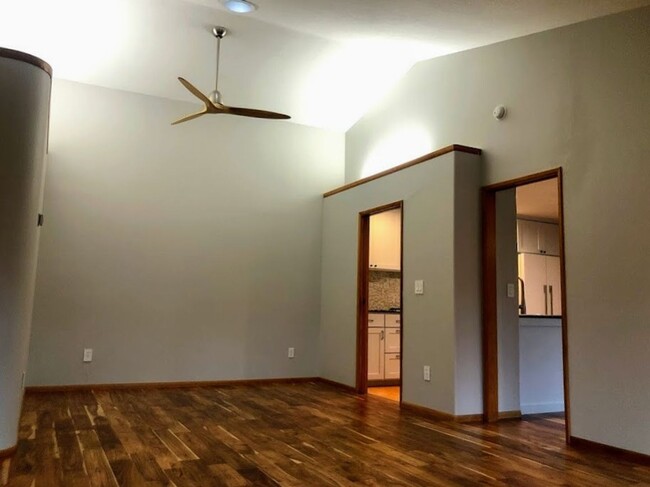 Building Photo - 3 br, 2 bath House - 5170 Fox Hollow Rd