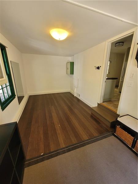 Foto del edificio - 3209 Deer Path Ln