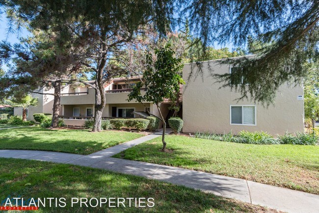 Foto del edificio - 293 Tradewinds Dr