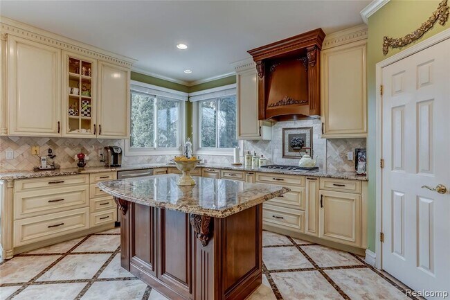 Building Photo - 4763 Walnut Creek Cir