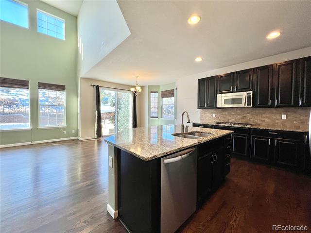 Building Photo - 2927 Skyward Way