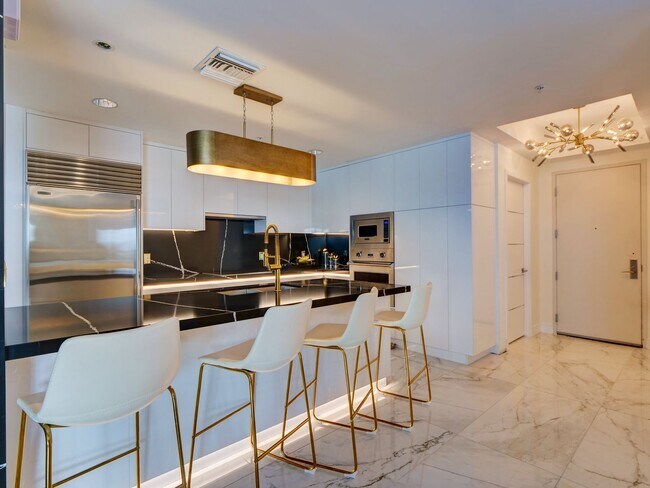 Building Photo - Exceptional 3BD/3BA Unit at The Sanctuary