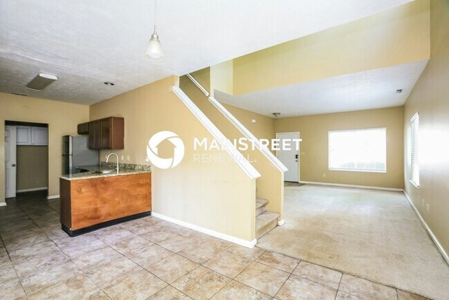 Building Photo - 3 Bedroom Pet-Friendly Home in Indianapolis, IN with Main Street Renewal