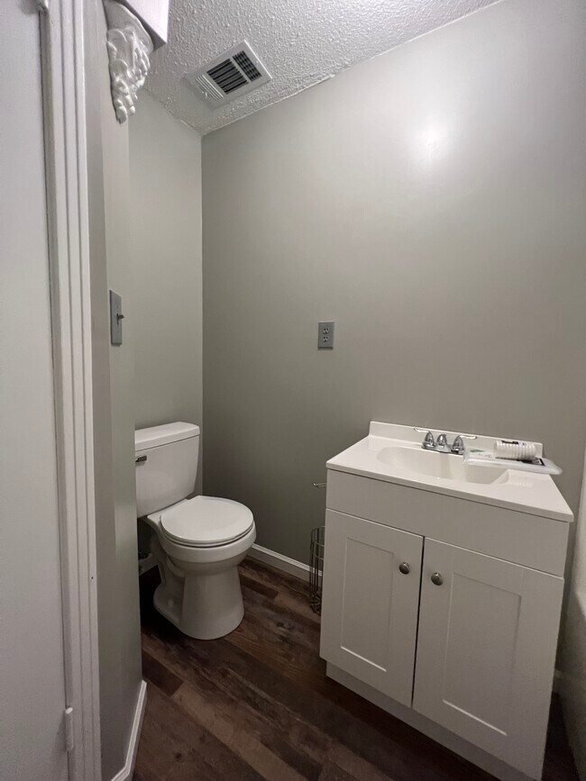 Foto del edificio - 3984 Liberty Rd