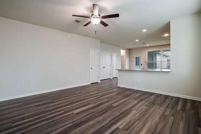 Building Photo - 237 Arabian Colt Dr
