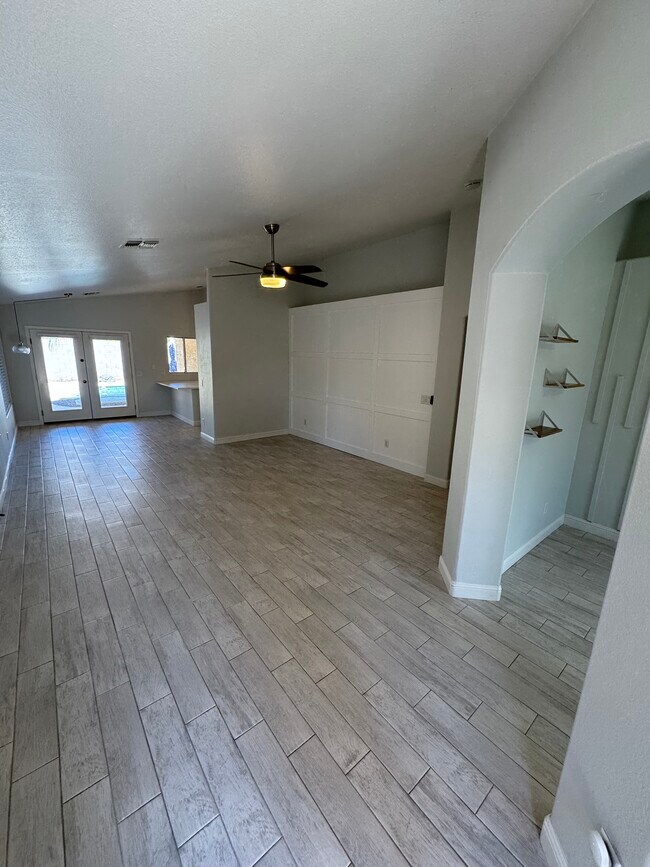 Foto del edificio - 21469 N 79th Dr