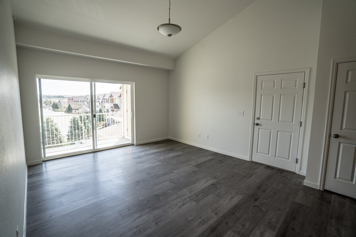 Living Room - 15700 E Jamison Dr