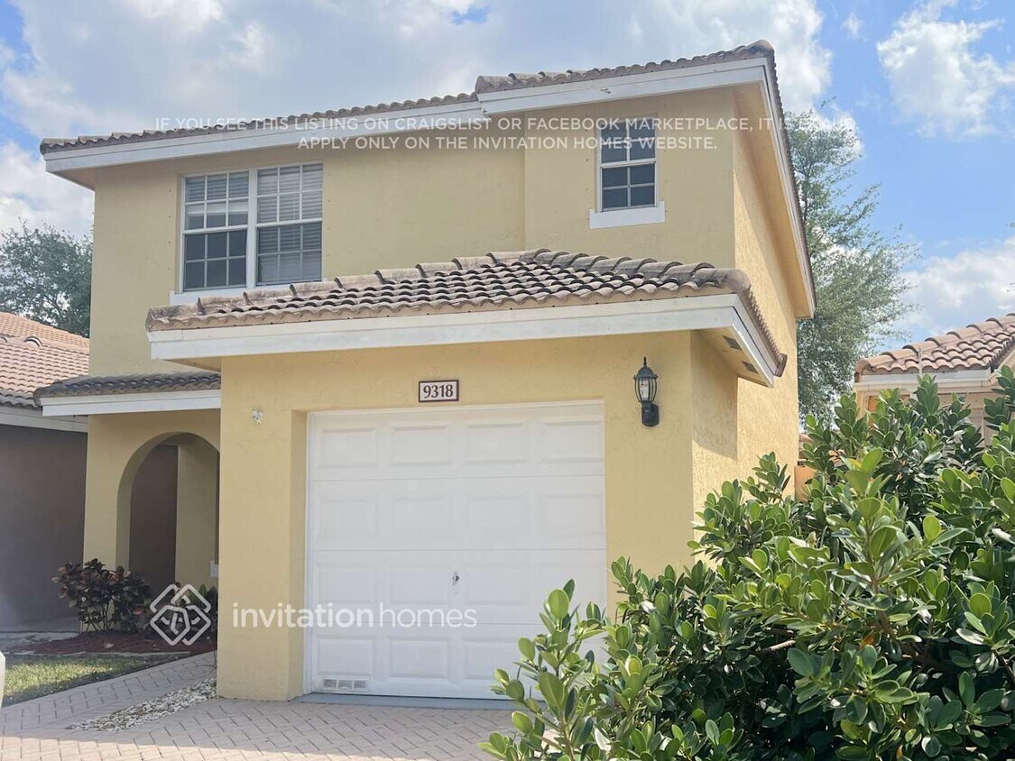 Foto principal - 9318 NW 54th St