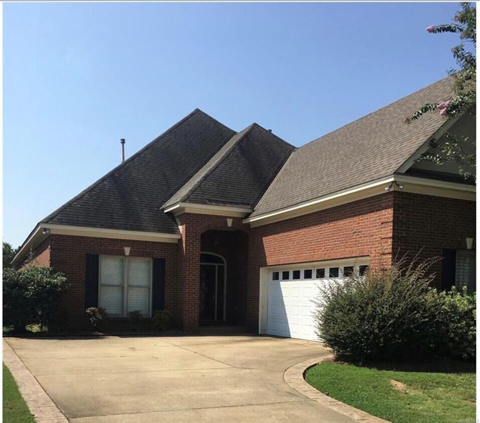 Foto principal - 7071 Mid Pines Cir