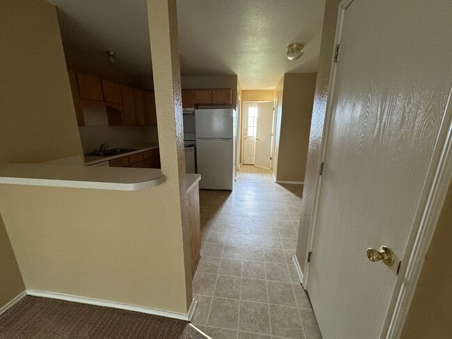 Building Photo - 2003 Monte Carlo Ln