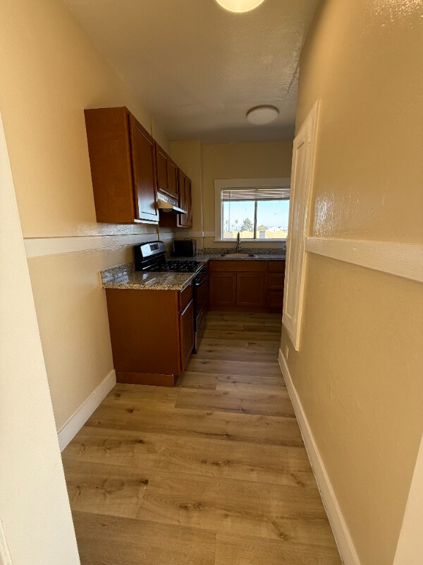 Foto del edificio - 3524 Foothill Blvd