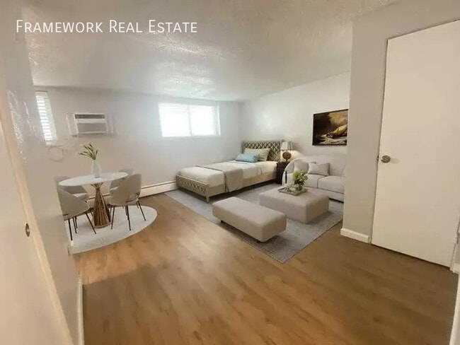 Foto del edificio - 1410 N Moline St