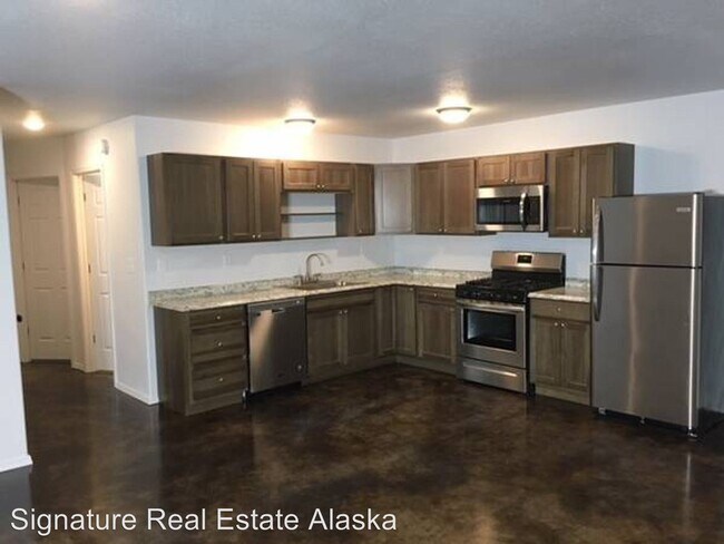 Building Photo - 2391 N Meadow Lakes Dr