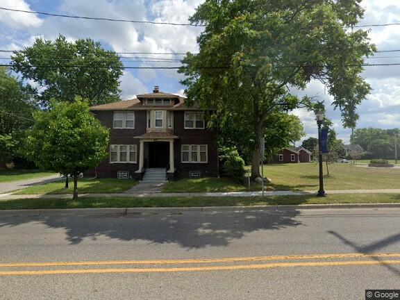 Building Photo - 421 University Ave