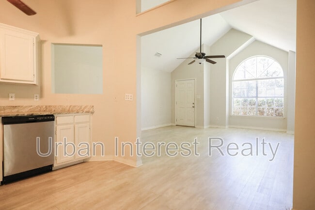 Foto del edificio - 294 Magnolia Creek Rd