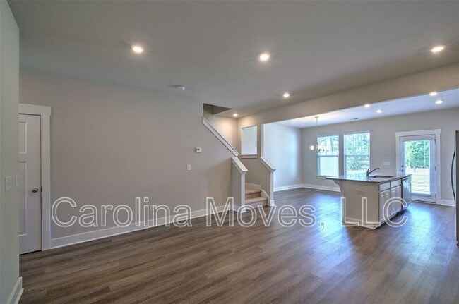 Foto del edificio - 251 Keaton Ct