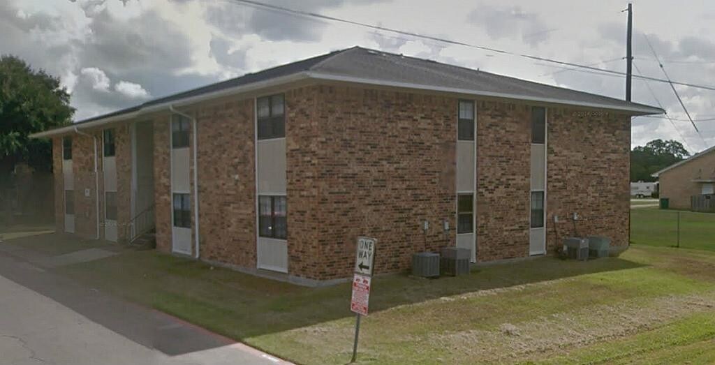 Primary Photo - 307 S Bryan St
