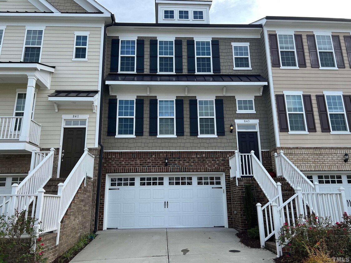 843 Tunisian Dr, Apex, NC 27523 Townhouse for Rent in Apex, NC