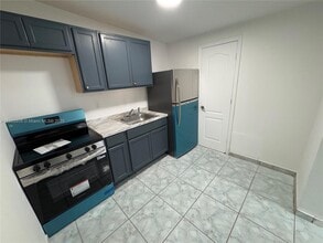 Building Photo - 2148 NW 18th Terrace