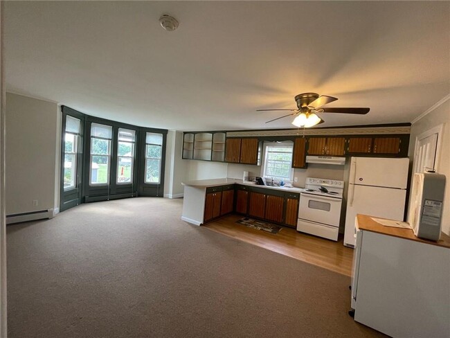 Foto del edificio - 354 Old Boston Neck Rd