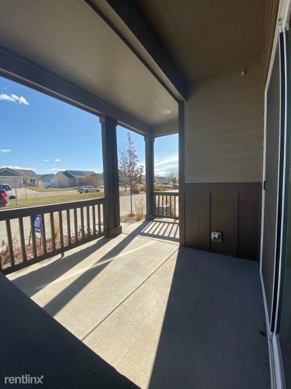 Building Photo - 2 br, 3 bath Condo - 6875 Lee St 5 Unit 5