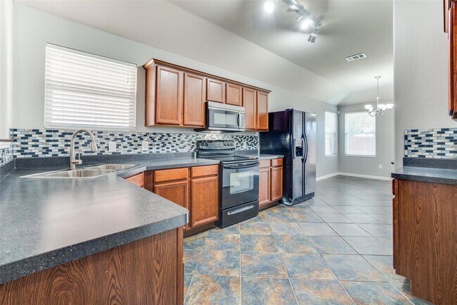 Foto del edificio - 3529 Camino Real Trail