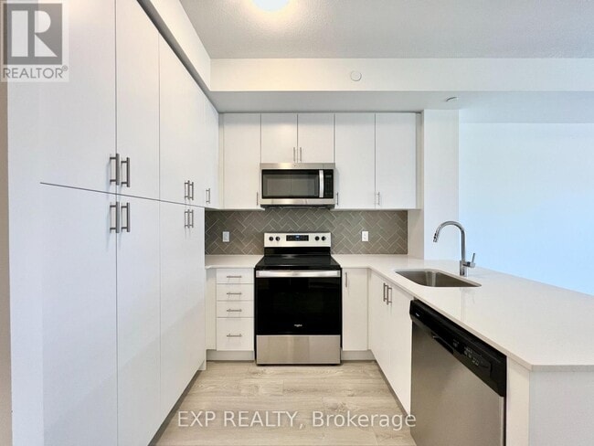 Building Photo - 3200 William Coltson Ave