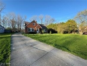 Building Photo - 8577 Fair Rd