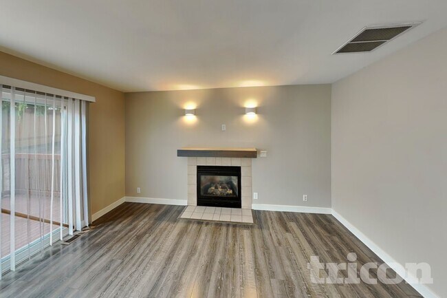 Foto del edificio - 2943 Lowren Loop