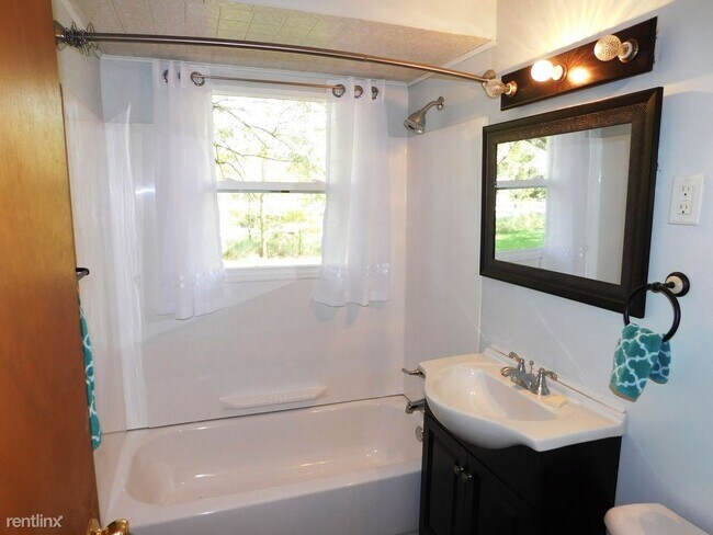Building Photo - 2 br, 1 bath House - 1223 Croyden St