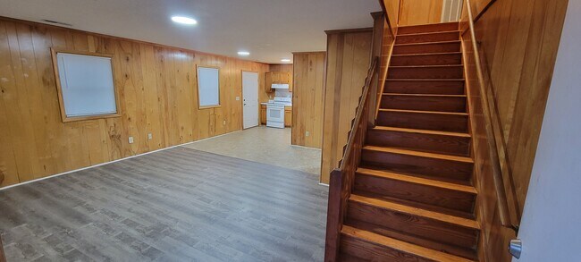 Photo - 5444 Sidbury Rd House