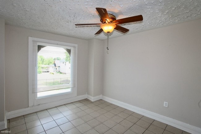 Building Photo - 2 br, 1 bath House - 1729 Vinewood St
