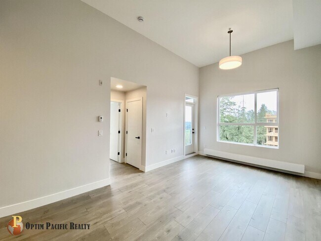 Building Photo - 13458-695 95 Ave