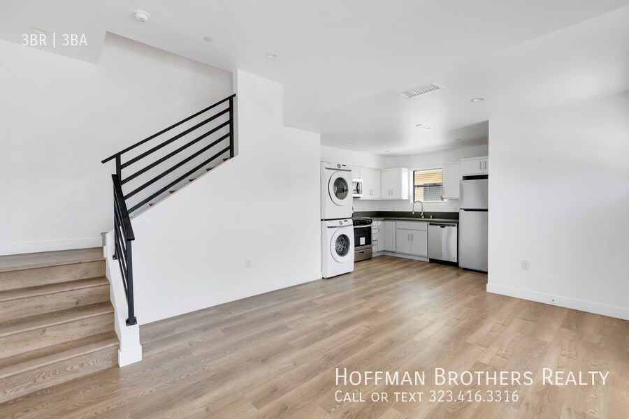 Foto principal - 25202 Frampton Ave