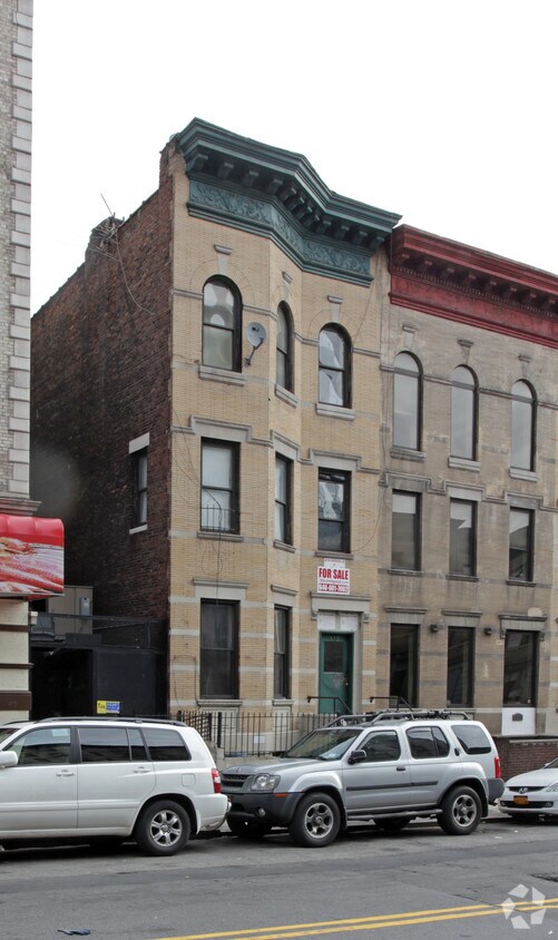 Primary Photo - 573 W 183rd St