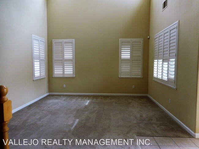 Building Photo - 4 br, 3 bath House - 2012 Bennington Drive