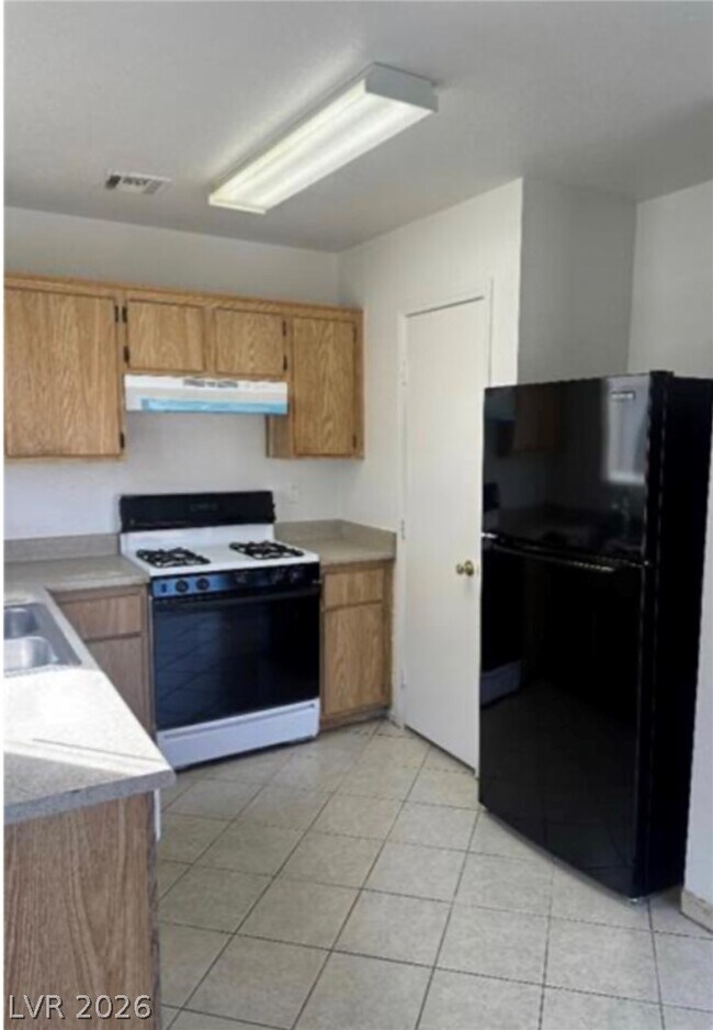 Foto del edificio - 3130 Flower Garden Ct