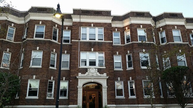 Foto del edificio - 1641 Commonwealth Ave